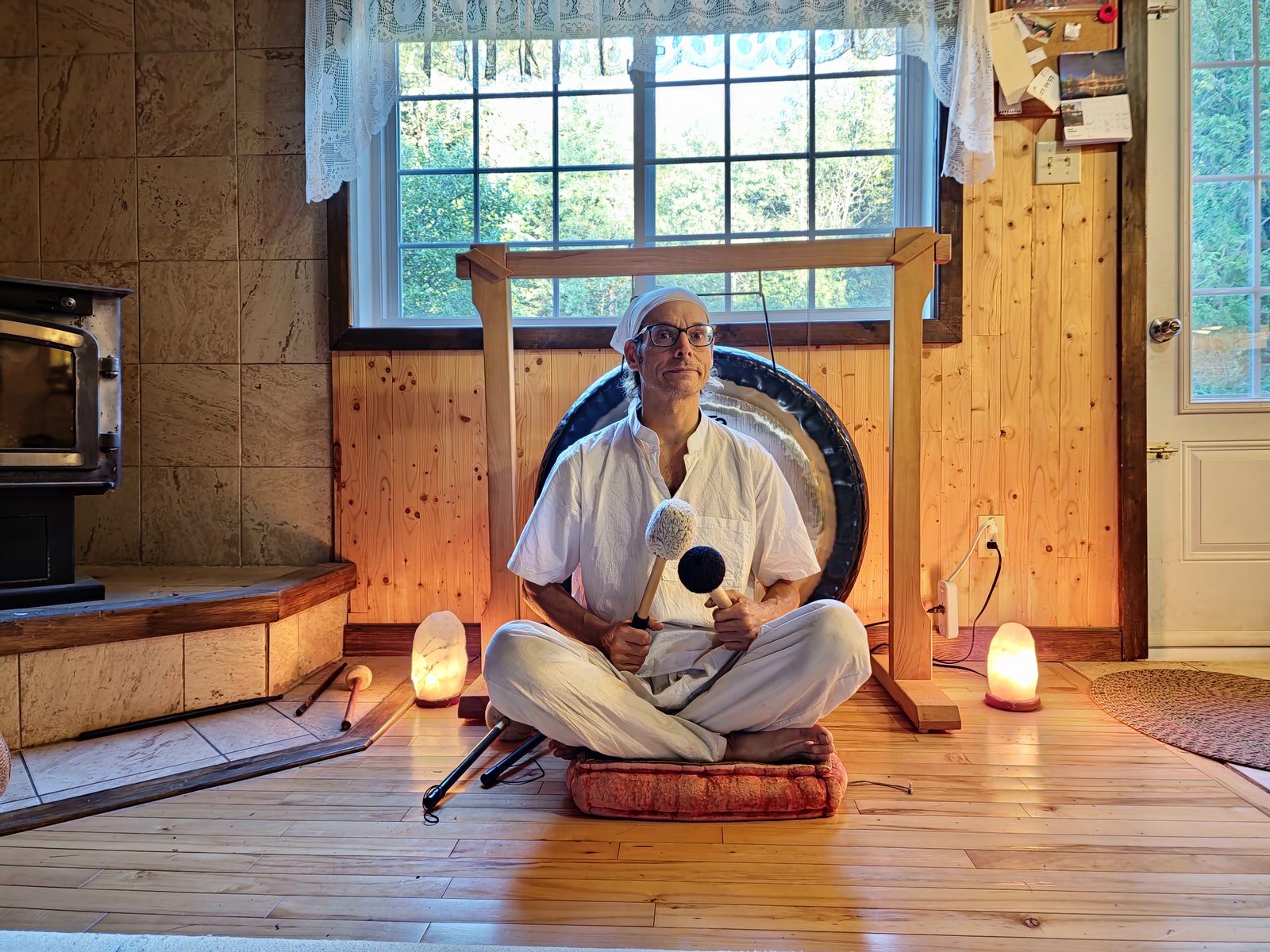 Eric - Professeur de Yoga et Praticien de Gong